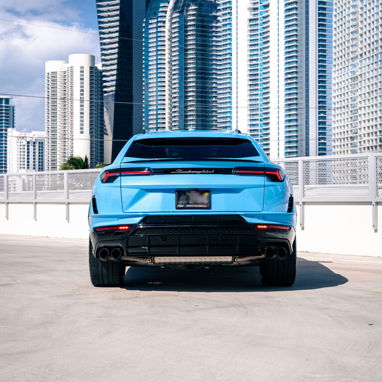 Lamborghini Urus S Blue - Image 2